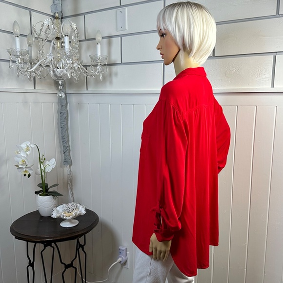 Christmas Red  Rock & Republic Like New Size XXL  Runs small Hangs nice - Picture 4 of 7